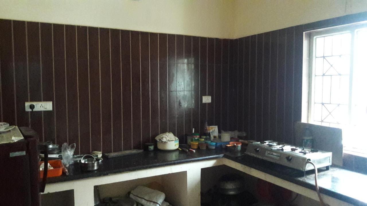 Shanti Guesthouse Бхубанешвар Екстериор снимка