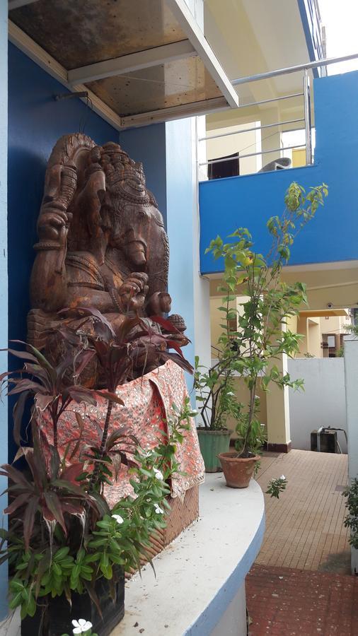 Shanti Guesthouse Бхубанешвар Екстериор снимка